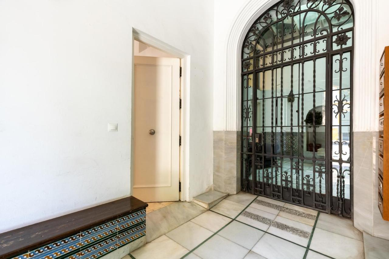 Apartamento Trahzo Sevilha Exterior foto