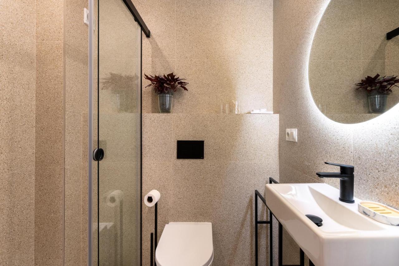 Apartamento Trahzo Sevilha Exterior foto